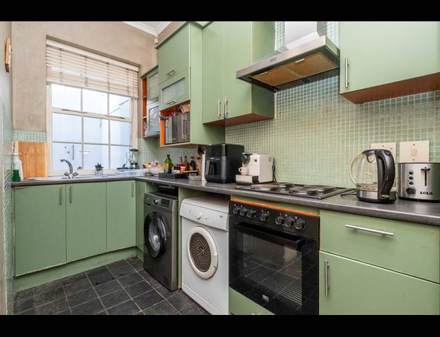 2 BEDROOM APARTMENT FOR SALE IN SEA POINT